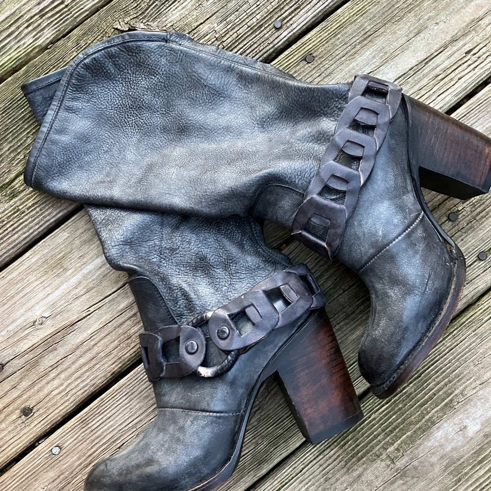 Freebird By Steven BEAUT size 8